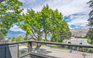 Chelan Stone House Lake Chelan Beach Access