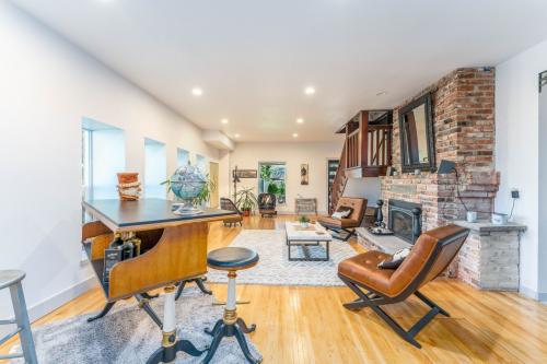 Living Room (5)